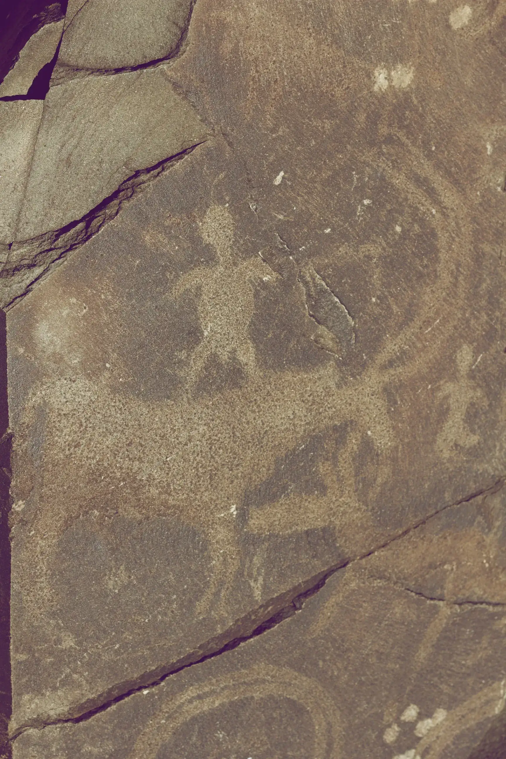 Petroglyph figure riding a deer, used as comparative rock-art context for Tegiszhol.